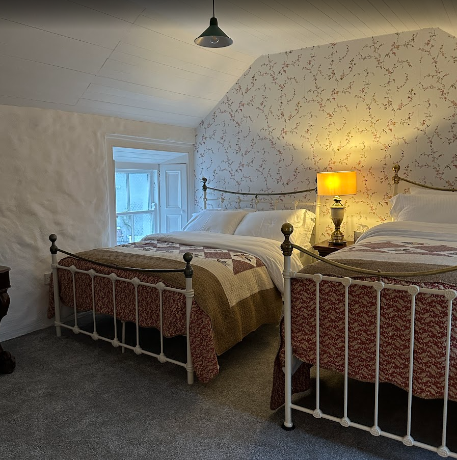 Loughnavalley Cottages, Daisys Cottage, Bedroom 2